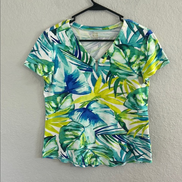 Tropical Print V-Neck Women's Top - Picture 1 of 7